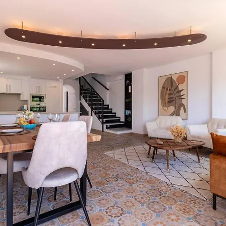 New Renovated With Modern Touch Mijas